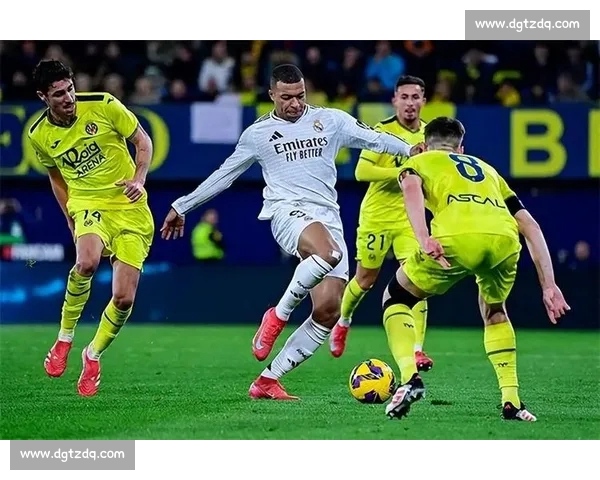 西甲最新赛季战况分析：强队争锋新星崛起精彩纷呈